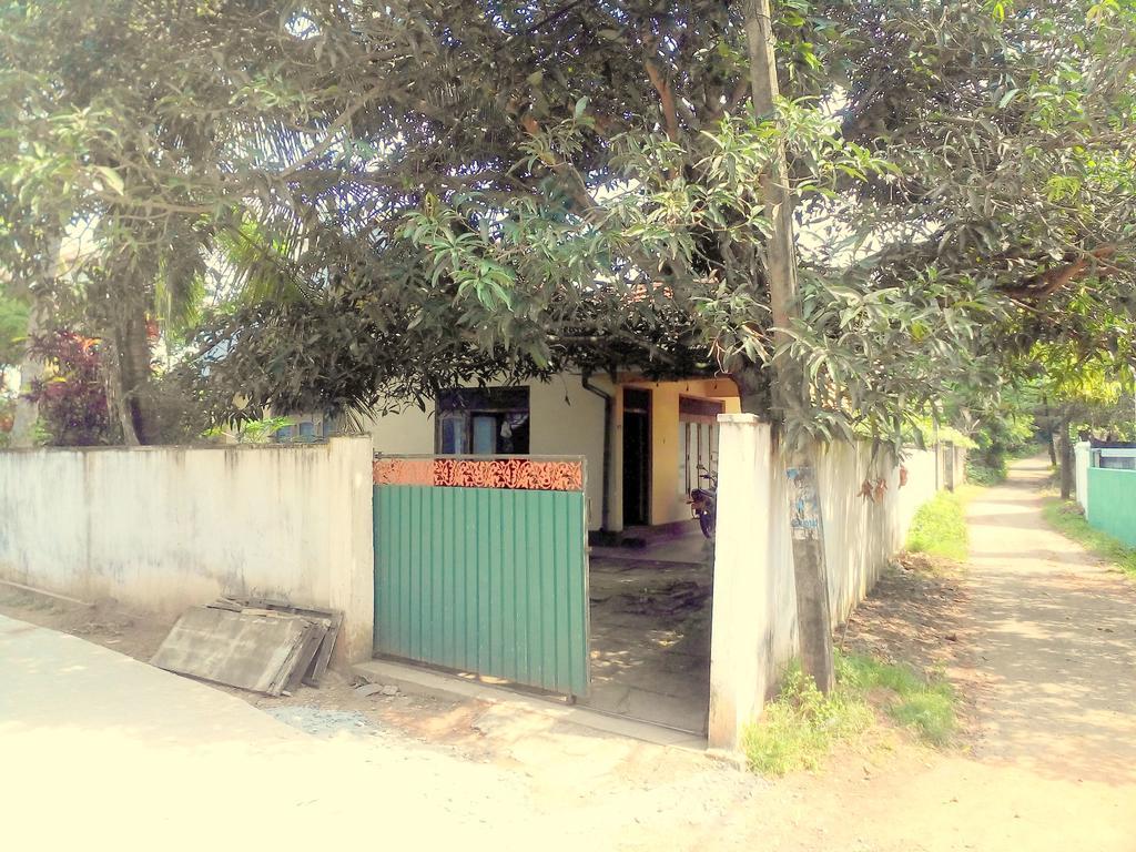 Hikkaduwa Home Stay Exteriör bild
