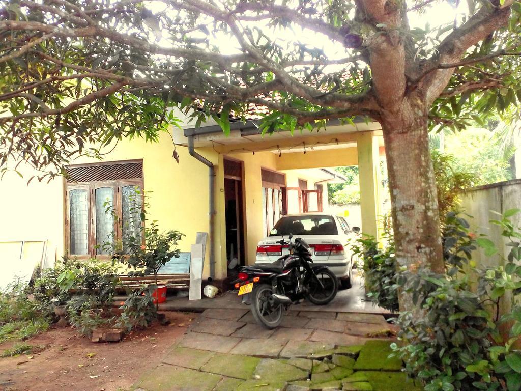 Hikkaduwa Home Stay Exteriör bild